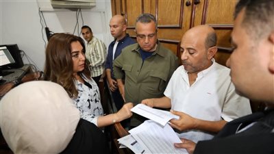 خلال زيارتها لمدينة دهب.. وزيرة التنمية المحلية توجه بسرعة إنجاز ملفات تقنين الأوضاع 