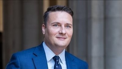 وزير الصحة البريطاني يرد على تصريحات ترامب بشأن الباراسيتامول والتوحد