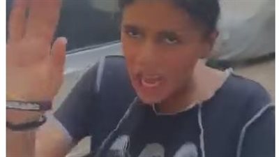 الأمن يفحص فيديو لطالبة تتفوه بألفاظ خارجة تجاه زميلاتها بعد خروجهن من المدرسة