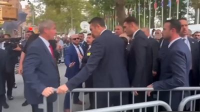 بعد ماكرون.. الشرطة الأمريكية توقف أردوغان والوفد المرافق انتظارًا لحين مرور موكب ترامب 