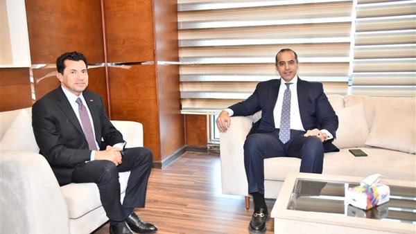 وزيرا الشئون النيابية