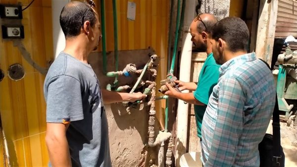 تنفيذ قرارات غلق