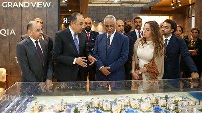 وزير قطاع الأعمال: مشروعات الشركات العقارية التابعة شريك رئيسي في خطط التنمية العمرانية المستدامة