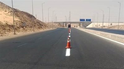 محافظ أسوان يتابع الانتهاء من تركيب الفواصل الدائمة وتخطيط محور وكوبري بديل الخزان