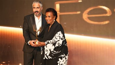 مهرجان الفضائيات العربية يكرّم الشيخة نعيمة الأحمد الجابر الصباح بجائزة الأكثر تأثيرًا في الرياضة النسائية العربية