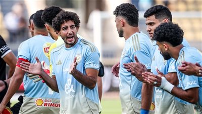 الأهلي يرفض الإفراج عن مستحقات اللاعبين قبل القمة 