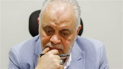 أيمن عزب يكشف كواليس تراجع أشرف زكي عن الاستقالة من المهن التمثيلية: الجمعية العمومية كانت رافضة يسيب منصبه