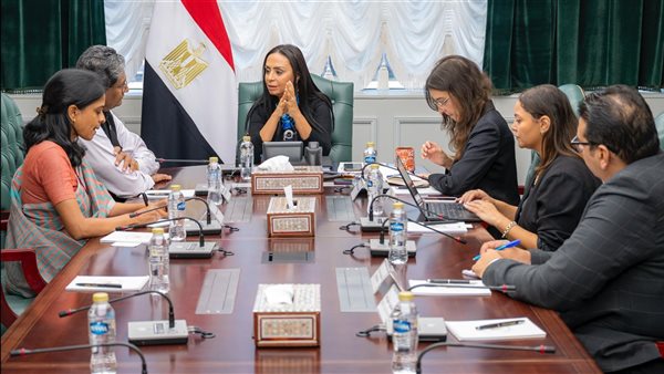 وزيرة التضامن والسفيرالهندي