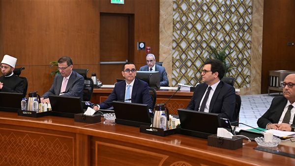 خلال الاجتماع 