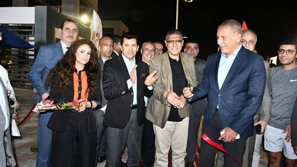 جانب من الافتتاح