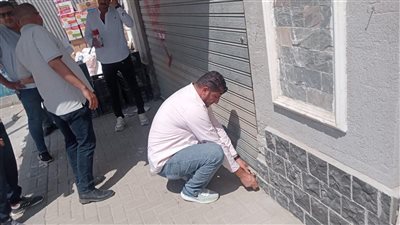 العبور الجديدة: غلق وتشميع 42 محلًا مخالفًا بمناطق الياقوت والكرامة