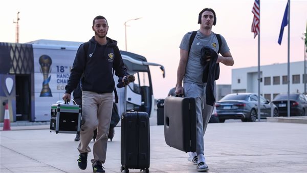 سيدني الأسترالي يصل