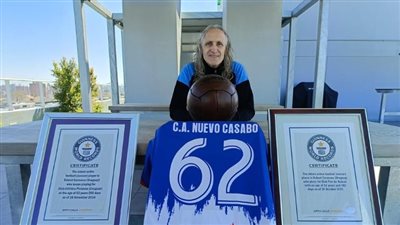 روبرت كارمونا: عمري 63 عاما ولا زلت أمارس كرة القدم.. وأحلم باللعب في مصر