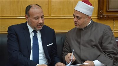 نائب رئيس جامعة الأزهر يلتقي وكيل أوقاف أسيوط لتعزيز سبل التعاون
