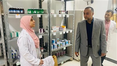 إحالة مدير مركز عاطف السادات والمتغيبين للتحقيق خلال جولة لوكيل صحة شمال سيناء