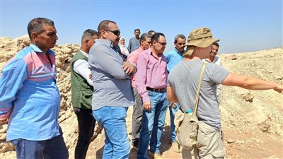 مدير عام آثار الأقصر يتفقد منطقة الجبلين الأثرية بإسنا لمتابعة أعمال الحفائر الأثرية | صور 