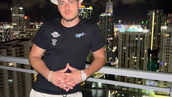 حفيد الكاتب الكبير