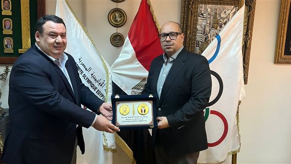 ياسر إدريس رفقة نائب