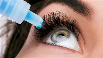 دراسة حديثة: قطرات العين قد تغني عن نظارات القراءة للمصابين بضعف بالنظر