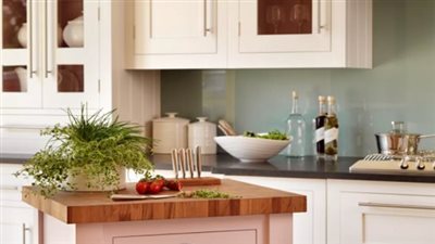 أفكار لترتيب المطبخ الصغير بأقل التكاليف.. 10 حيل ذكية واحترافية