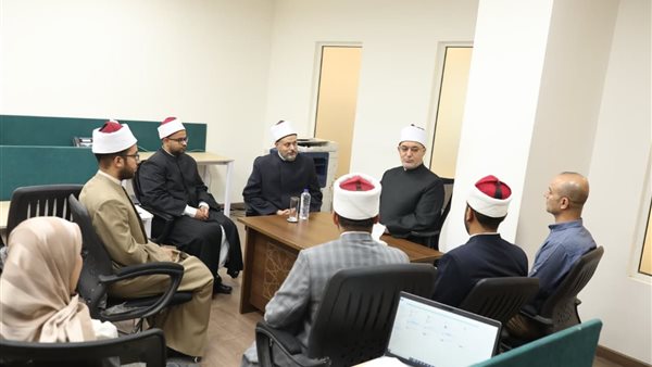 الدكتور نظير عياد