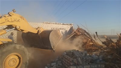 إزالة 12 حالة تعدٍ على الأراضي الزراعية ضمن المرحلة الثالثة من الموجة الـ27 بأسيوط