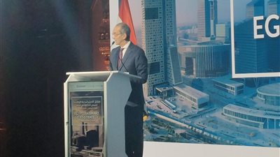 وزير الاتصالات: تعاون كامل مع القطاع الخاص لإدارة المدن الذكية