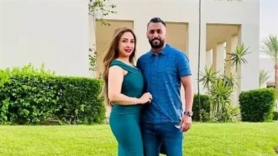 زوجة حسام عاشور تعلن انفصالهما رسميًا