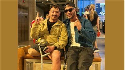 محمد رمضان يهدي شابا سعوديا من ذوي الهمم دعوة لحضور حفله في نيويورك