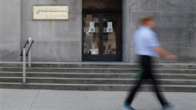 إغلاق حكومي يهدد بتسريح 41% من موظفي وكالات الصحة الأمريكية