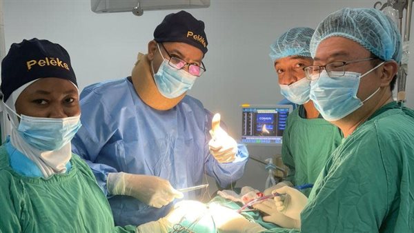 عميد كلية الطب بجامعة