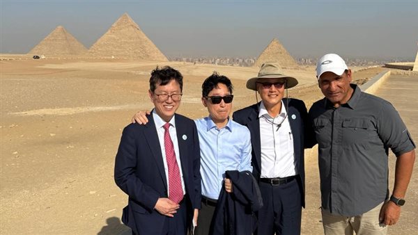 جانب من زيارة الوفد