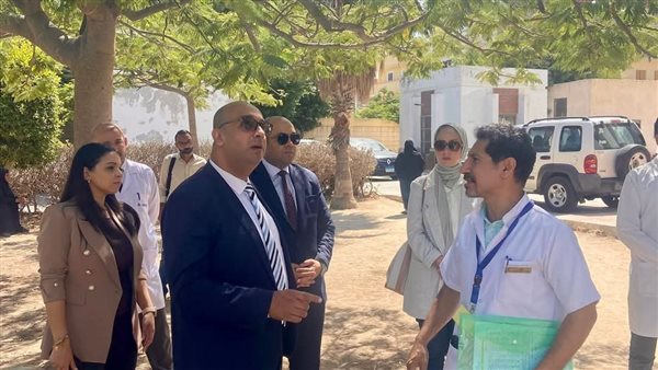 زيارة وكيل وزارة