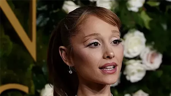 أريانا جراندي