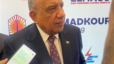 وزير الكهرباء: لا زيادة في الأسعار حتى يناير