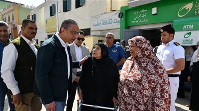 محافظ الفيوم يتابع خطة نقل الباعة الجائلين من ميدان إطسا إلى منطقة أرض الصهريج