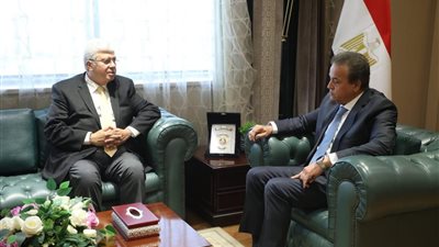 الصحة والتعليم العالي: لجنة تنسيقية دائمة لتعزيز التعاون بين مستشفيات الصحة والمستشفيات الجامعية برئاسة الوزيرين