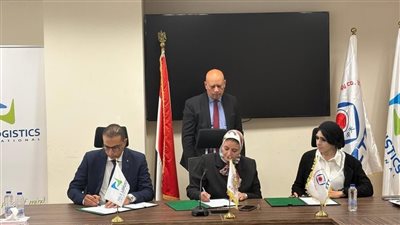 الكهرباء توقع عقدًا جديدًا مع شركة صينية لرفع كفاءة الشبكة القومية الموحدة