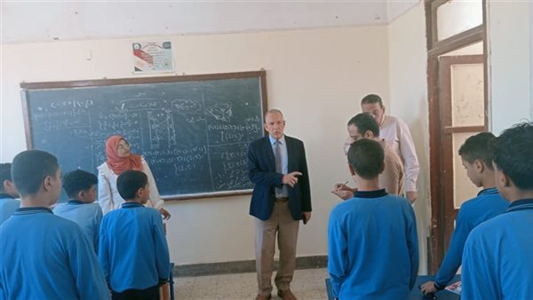 مدير تعليم أسيوط