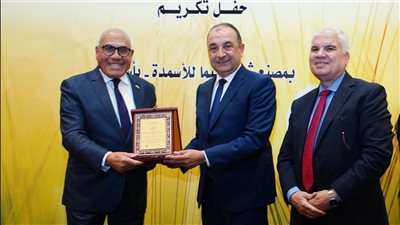 وزير قطاع الأعمال: قطاع الأسمدة أولوية استراتيجية في مشروعات تطوير الشركات التابعة