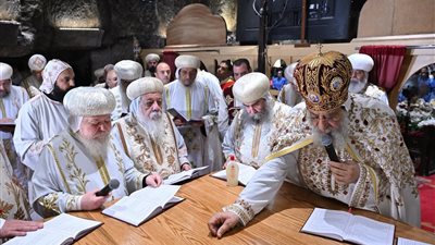 البابا تواضروس الثاني يدشن كنيسة المغارة بدير العذراء بدرنكة | صور 