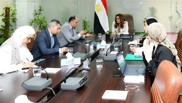 وزيرة البيئة 