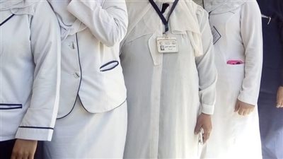 بعد تصدره التريند..القصة الكاملة لـ هاشتاج حملة خالتو لابسة بالطو ضد منتحلي صفة طبيب الجلدية والتجميل