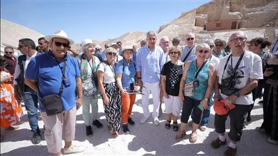 وزير السياحة يلتقي عددا من المجموعات السياحية من مختلف دول العالم | صور 