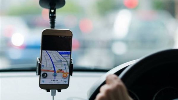 سائق تطبيق-أرشيفية