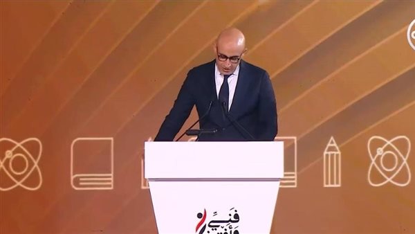 محمد عبد اللطيف وزير
