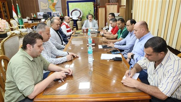 محافظ المنوفية خلال