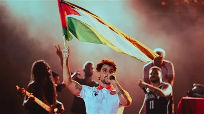 فلسطيني الهوية وصوته سلاحه.. كيف استغل سانت ليفانت غناءه للدفاع عن القضية؟