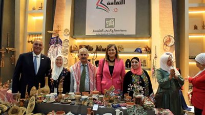 هالة السعيد وغادة والي تقدمان رسالة تشجيع لفناني ومبدعي معرض تراثنا 2025