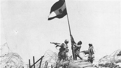 فيديو لحظة تمزيق العلم الإسرائيلي ورفع المصري يتصدر التريند بالتزامن مع الذكرى الـ 52 لنصر أكتوبر 